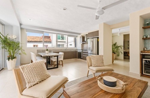 Cerro Condo | Large and modern condo in Old Town PV, 6 min. walk to beach and Malecon!