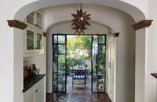 Ojo de Agua Villa | Lovely home with terrace views - Casa Cielo Grande