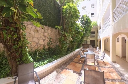 Downtown Cancun Hotel | LUNA SUITE WITH BALCONY AND OCEAN VIEW IN HOTEL ZONE