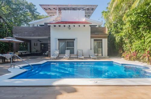Playacar Villa | Luxurious 6-Bedroom Villa with Private Pool in Playa del Carmen