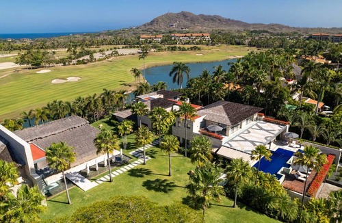 Punta de Mita Villa | Luxurious Tropical Retreat | Serenity & Elegance Combined