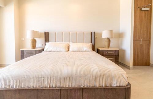 Bella Vista House | Luxury 2 Bedroom Condo Sonoran Star Resort