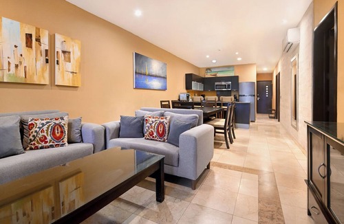 Downtown Condo | Luxury 3BR Walk Out to the Ocean! C104