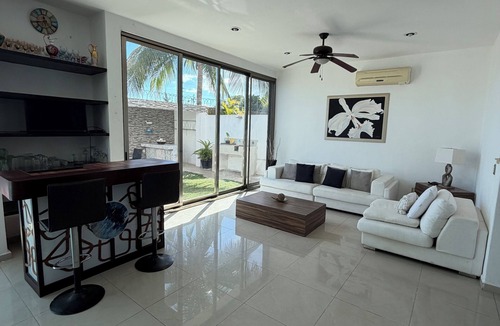 Cancun House | Luxury home with pool and BBQ