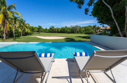 Puerto Aventuras Apartment | Luxury Loft 5 min from the beach!