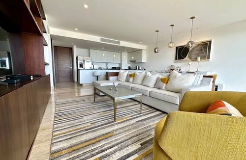 Zona Hotelera Apartment | Luxury Oceanfront Condo | 3BR | Pool, Gym & Views!