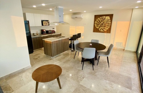 Mazatlan Apartment | Malecon de Mazatlán Vista al mar y Alberca Infiniti en Terraza Central Tower 801