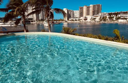 Zona Hotelera Apartment | Marina Corazón Sea View - Condo Puerto Cancún