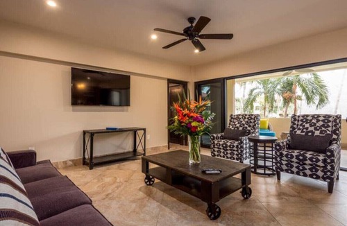 El Medano Ejidal Condo | Marina Sol Casa El Torero 4BR Condo Steps to Beach