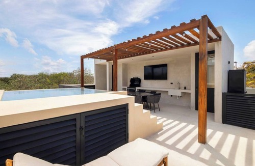 Tulum House | Modern & Luxury Villa w/2 private pools in Tulum