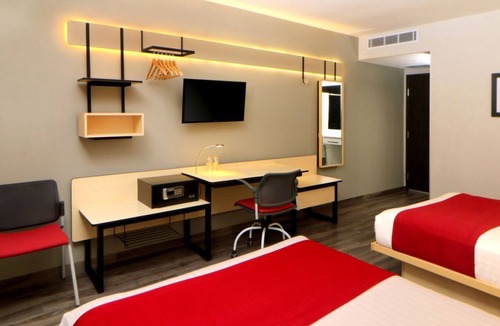 North Hotel Zone Hotel | Modern Puerto Vallarta Stay | Near Playa de Oro & Puerto Mágico