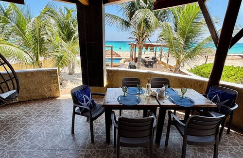 Playa del Secreto Villa | Beachfront 3 Bdrs.with Private Pool, sleeps 7- chef, kayaks, Wi-Fi, housekeeping