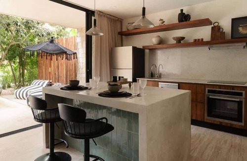 Playa Paraiso Apartment | Nahara Samasra Jungle Chic Near the Beach