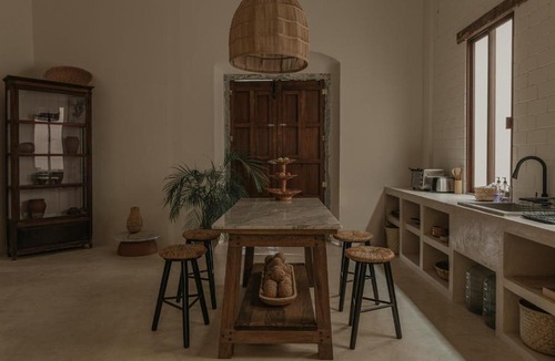 Zona Centro Apartment | Narrativ Lofts -Solario- Charming Historic Escape