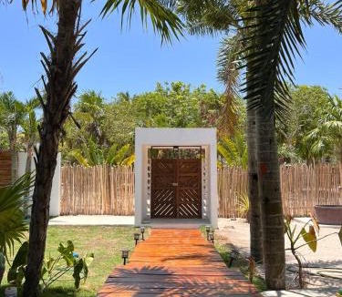 El Cuyo Hotel | Nomads Kite House