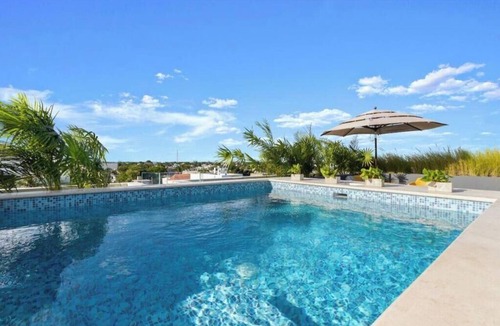 Luis Donaldo Colosio Apartment | Ocean Boutique Condos