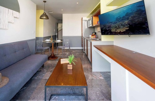 Zazil-ha Condo | Oceanfront 1BR, Rooftop Pool, Gym, Walk to Beach