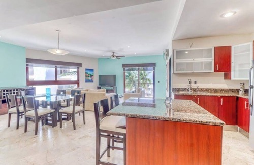 Puerto Juarez Condo | Oceanfront Condo: Infinity Pool & Beach Access