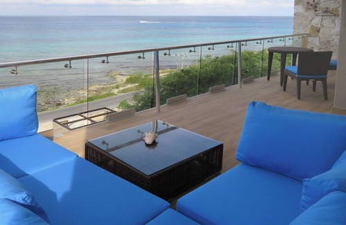 Cozumel Condo | Oceanfront condo with great sunset views!