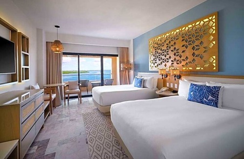 Zona Hotelera Resort | Oceanfront Dual-Suite Retreat - Luxury All-Inclusive Wyndham Grand Cancun