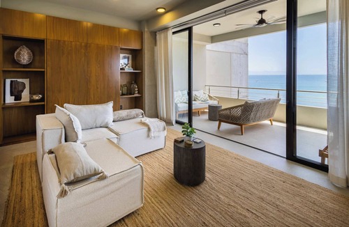 Emiliano Zapata Apartment | Oceanview Condo · Rooftop Infinity Pool · Walk to Beach & Dining in Punta Mita