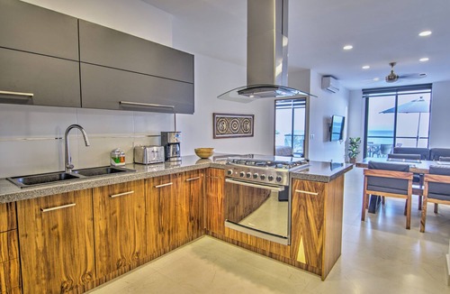 Bucerias Condo | Oceanview Penthouse Condo in Sunny Bucerias