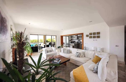 Playa Mujeres Apartment | Oceanview Penthouse with Rooftop Pool & Jacuzzi
