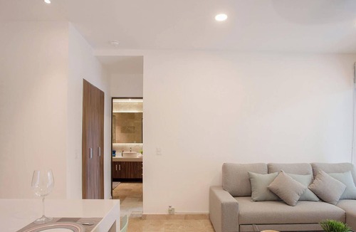 Zazil-ha Condo | Oceanview Rooftop Pool, Gym & 1 Block to 5th Ave