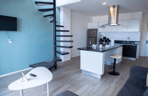 Luis Donaldo Colosio Apartment | Penthouse w/Private Terrace & Tub | Rooftop Pool | Near Beach