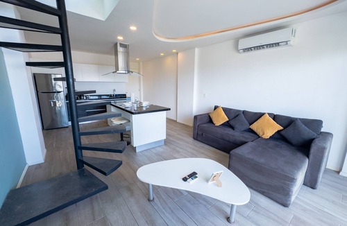 Luis Donaldo Colosio Apartment | Penthouse w/Private Terrace & Tub | Rooftop Pool | Near Beach