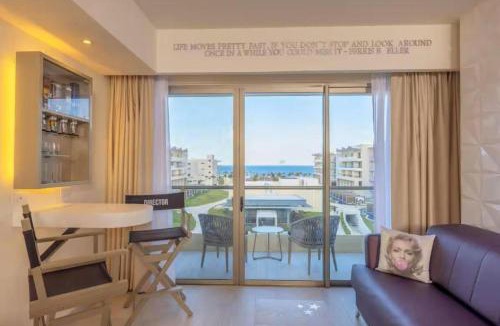Costa Mujeres Resort | Planet Hollywood Cancun Adult Scene by Royalton, An Autograph Collection All-Inclusive Resort - Adults Only