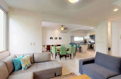 Playa del Carmen Villa | Playa del Carmen 3BR Villa | Pool, Gym & Balcony