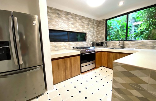 Centro Villa | Playacar Beach Villa - Just Steps from the Beach - Sleeps 12