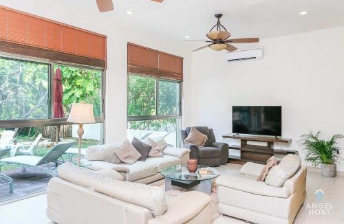 Playacar Villa | Playacar Villa with Pool Near Beach & 5th Avenue