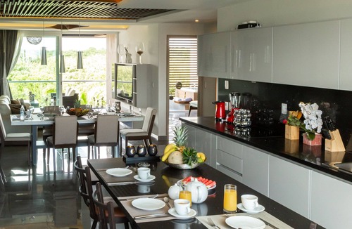 Akumal Apartment | Premier Jungle Apartment BBQ Jacuzzi Pool 401