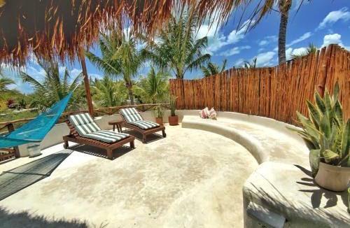 Isla Holbox House | Private house & garden - Casa privada con jardín - Casa Cacahuate Holbox