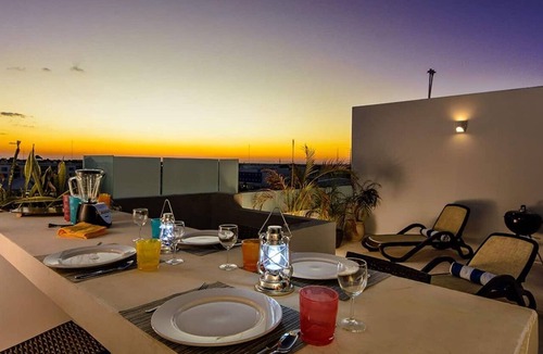 Downtown Apartment | Private Roof & Plunge Pool, Central, Garage, 402