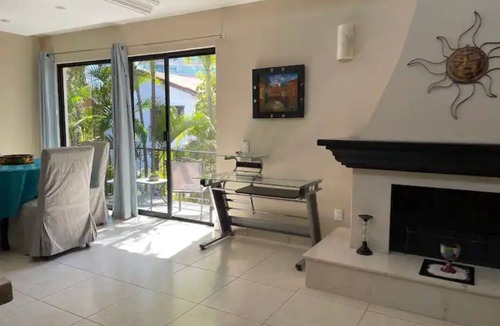 North Hotel Zone Condo | Puerto Vallarta Beautiful open Space 1 Bed. 1 Bath. Condo Steps from the Beach.