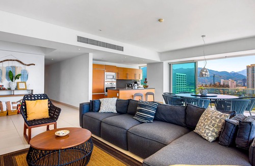 North Hotel Zone Condo | Puerto Vallarta 3BR Ocean View Condo w/Pool & Gym