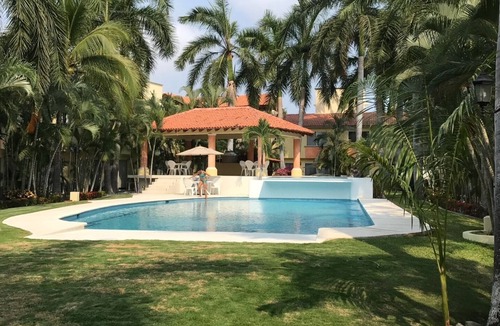 Ixtapa Condo | Quiet, relaxing 2-bedroom gated condo w/AC in Ixtapa - 3 blocks from the beach!