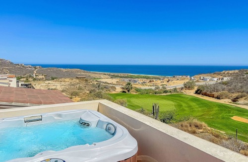 Paraiso Escondido Villa | Quivira Golf Front Cabo Villa w/Heated Pool, Rooftop Jacuzzi, Resort Access