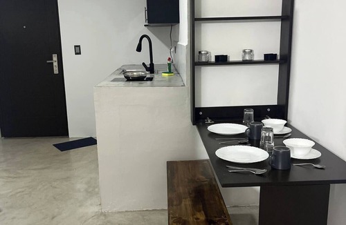 Zona Paseo Montejo Apartment | RAE4sixty apts with pool, near Paseo Montejo1