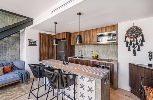 Tulum Condo | Romantic 3-Level PH w Jacuzzi | Gym | Beach Club Access