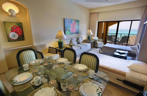 Zona Hotelera Resort | Royal Islander | Concierge | Lux Resort | Pool | Gym