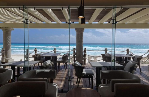 Punta Cancun Hotel | Royal Select at Grand Park Royal Cancún - All Inclusive - Adults Only