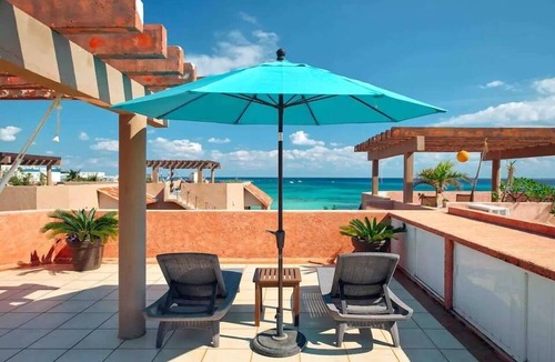 Centro Condo | Sale! Fab Penthouse w/Stunning Ocean Views + Beach Service | Steps to 5th Ave | Maid