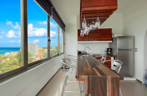 Colonia Meteorologico Villa | Sea-View Penthouse - Isla Mujeres - Walk to Beach
