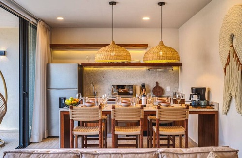 Playa Paraiso Condo | Serene 2BR w 3 Pools | Gym | Coworking | Fast WIFI