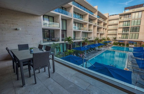 Luis Donaldo Colosio Apartment | Spacious 3-Bedroom Retreat with Modern Elegance and Resort-Style Amenities