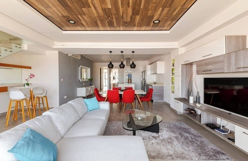 Centro Apartment | Spacious 4-bedroom duplex Penthouse with rooftop access & resort-style amenities